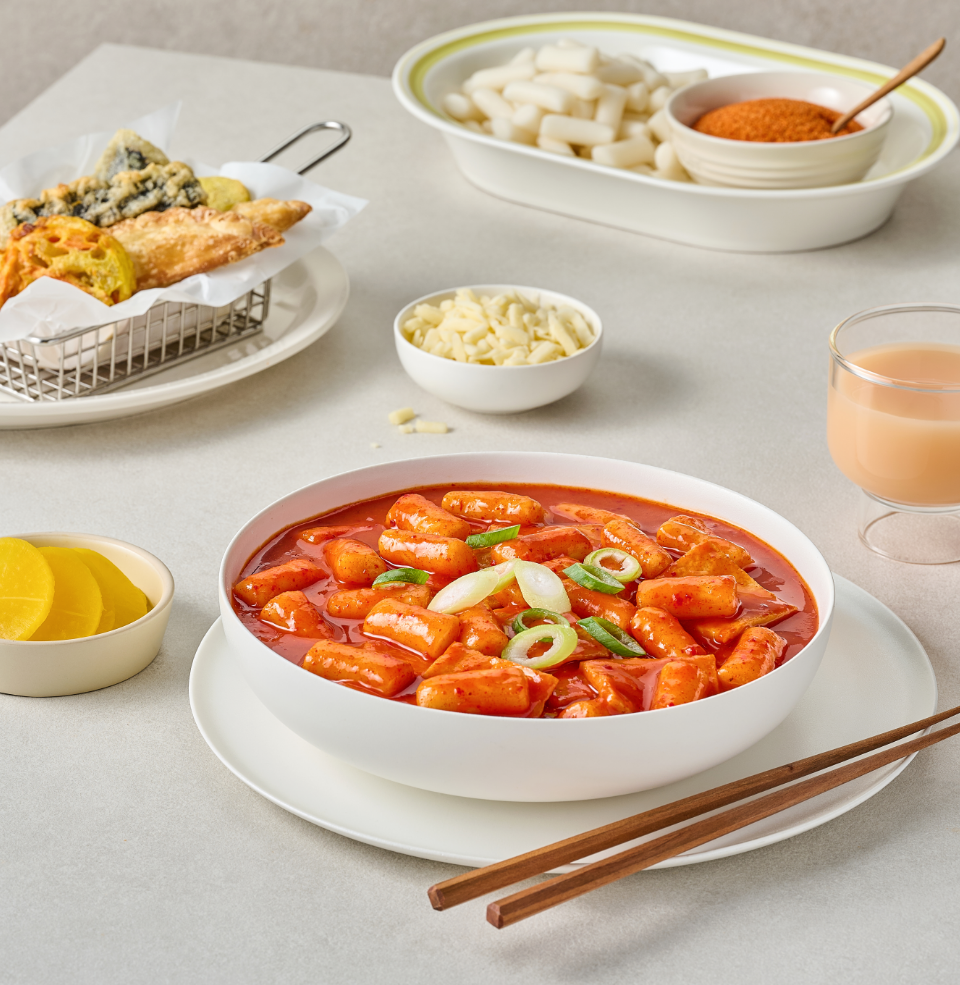 씨앤씨정 시로네 우리쌀 떡볶이 Coming Soon 신제품
